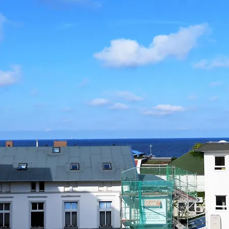 Brise Seeschloss App 12 제바트헤링스도르프